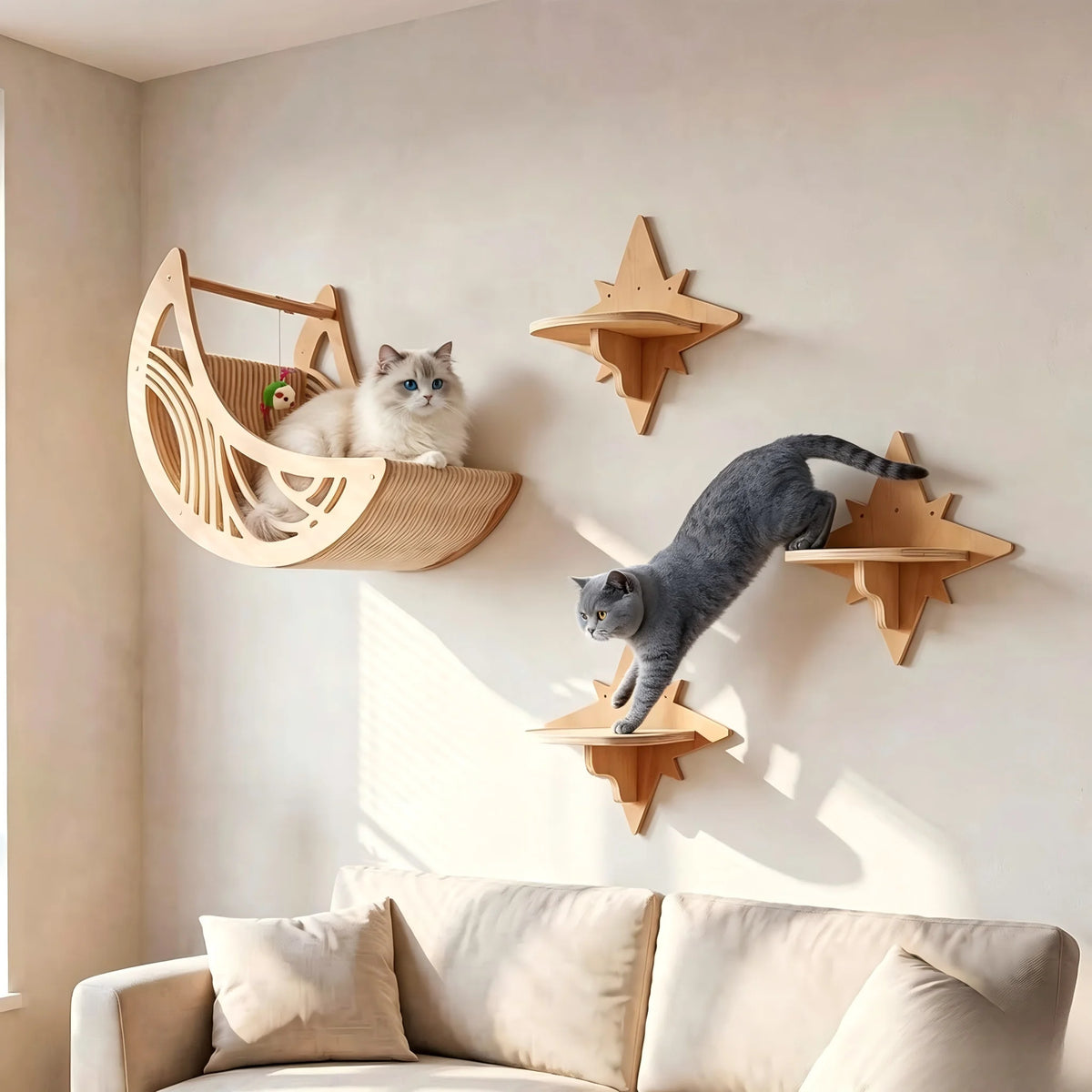 Ensemble mural lune et étoiles pour chat, en bois clair